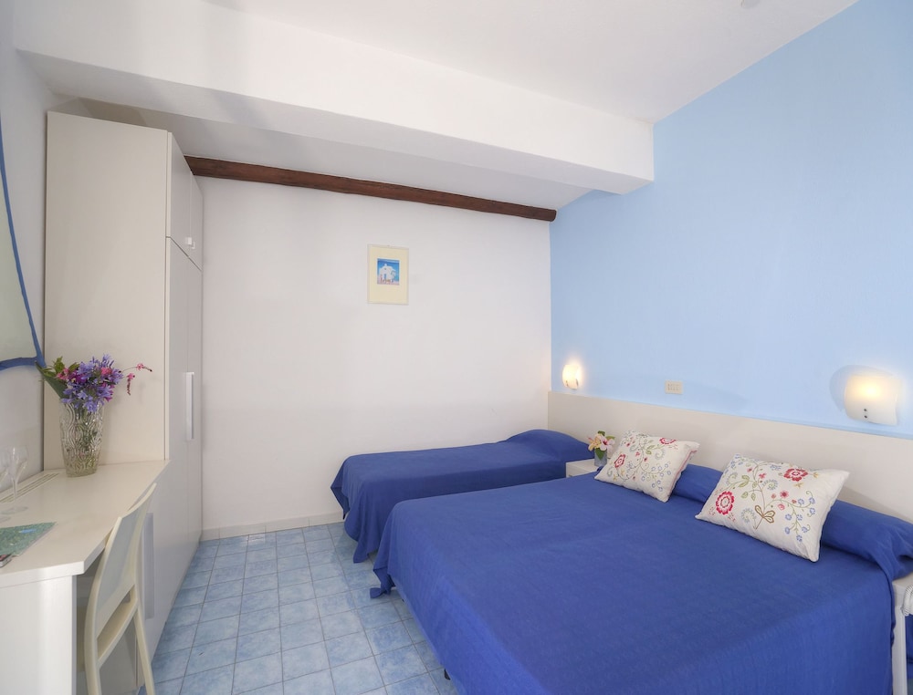 Room at Panoramahotel by Imperamare, Forio