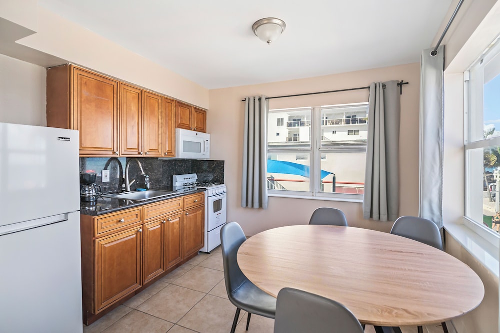 La Terrace Oceanfront 33/50