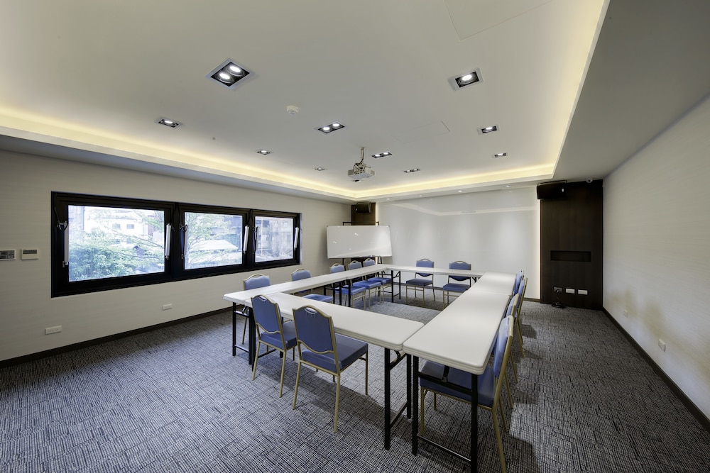 Lakeshore Hotel Suao 55/62