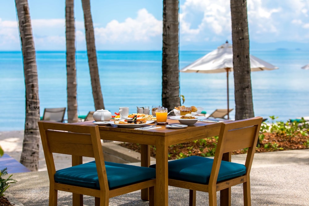 OUTRIGGER Koh Samui Beach Resort 63/85