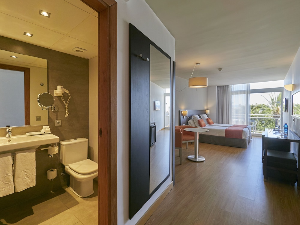 BQ Augusta Hotel 52/55
