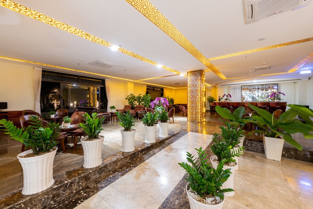 Amarin Resort & Spa 8/69