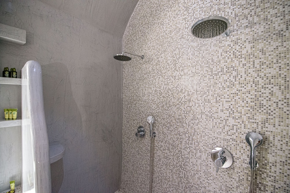 Anatoli Hotel and Spa 69/70
