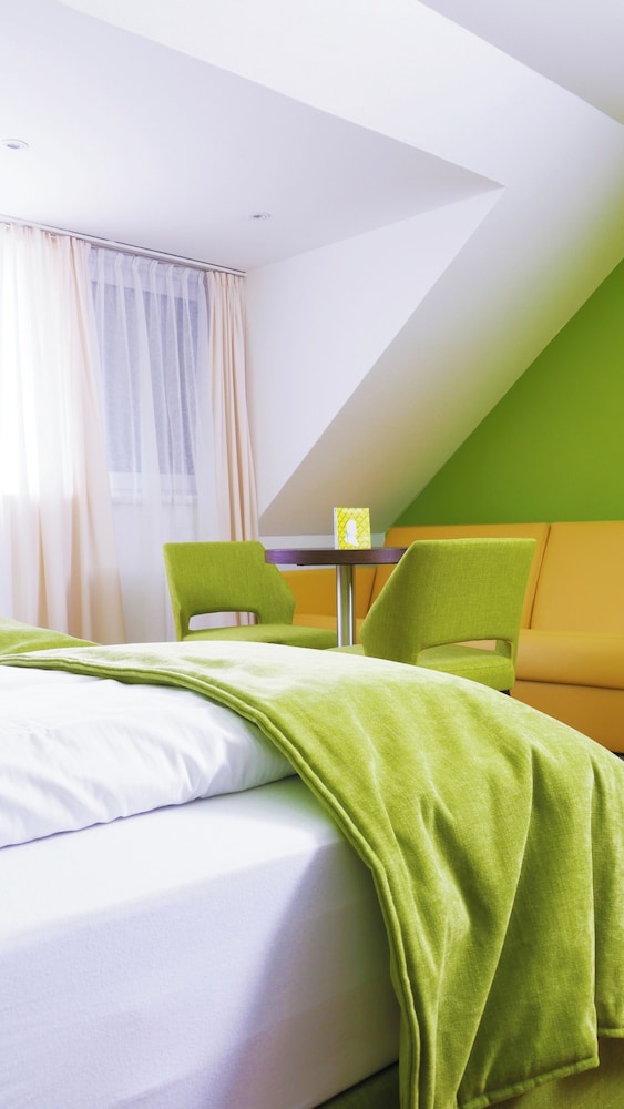 COMFORT, DOUBLE BED