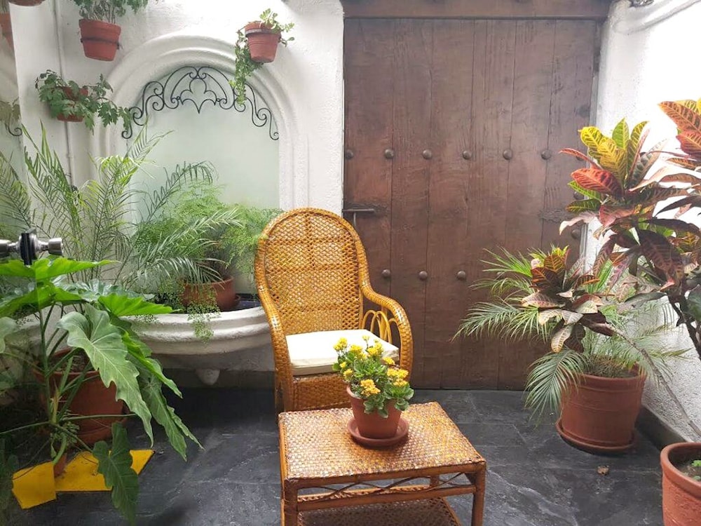 ANTARA HOTEL 10/79