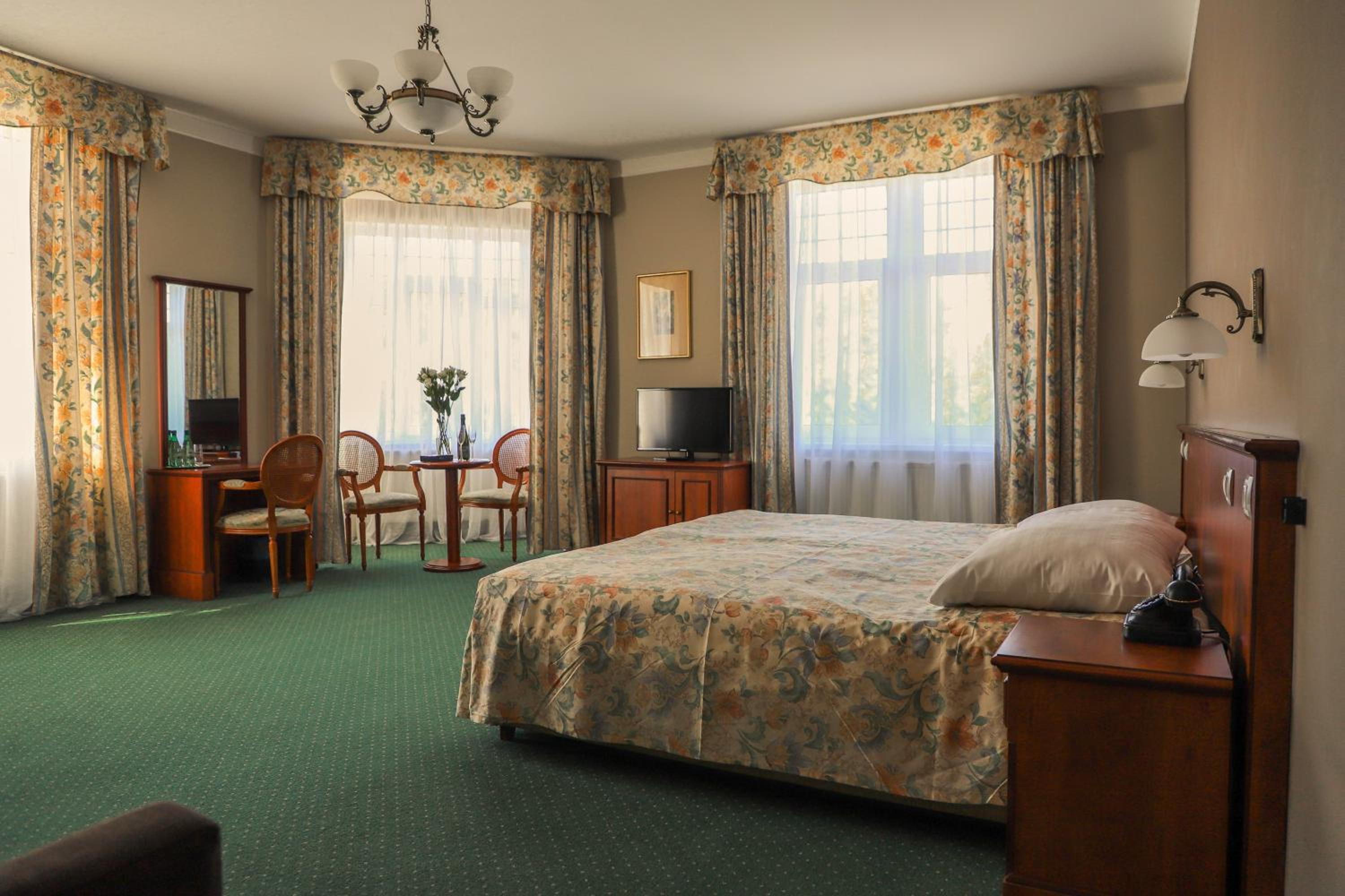 Family, King Bed, Sofa, Xxl، Hotel Union 2/2