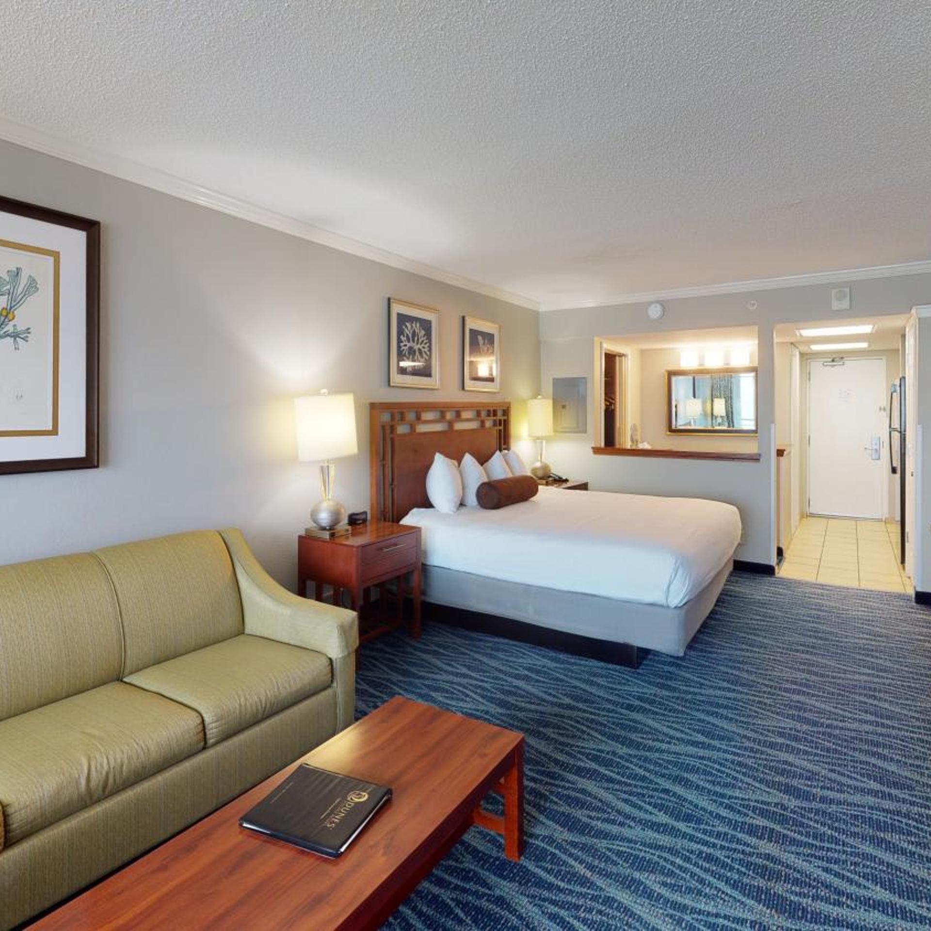 Studio, King Bed, Ocean Front