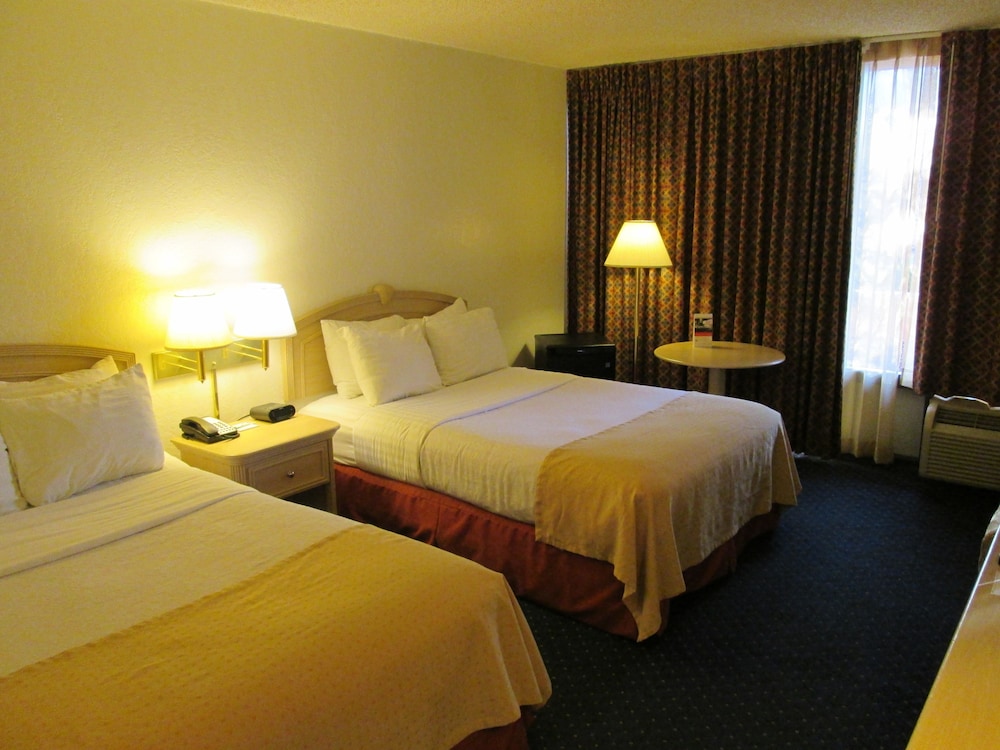 Holiday Inn Canyon de Chelly (Chinle), an IHG Hotel 10/37