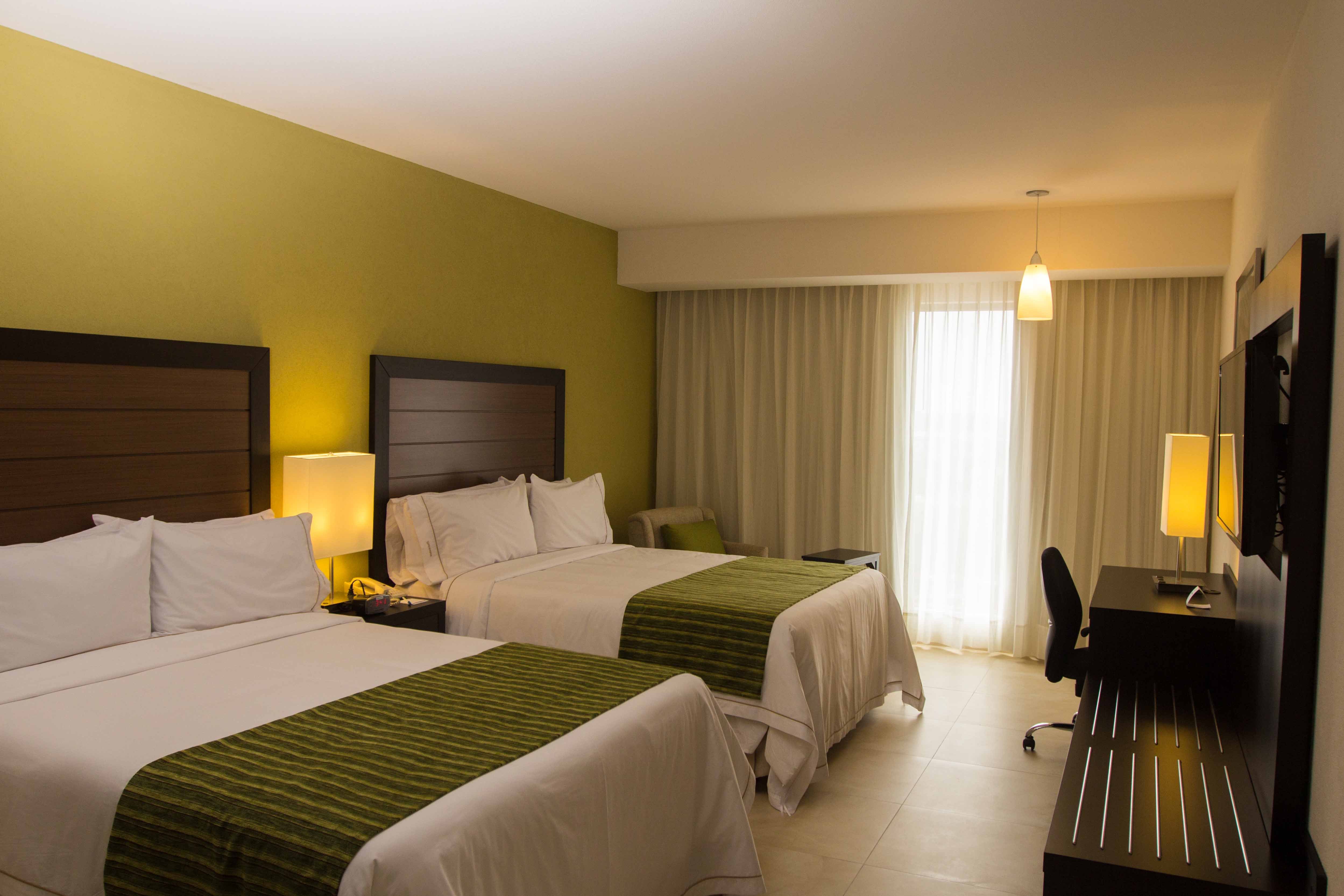 Holiday Inn Express Xalapa 15/50