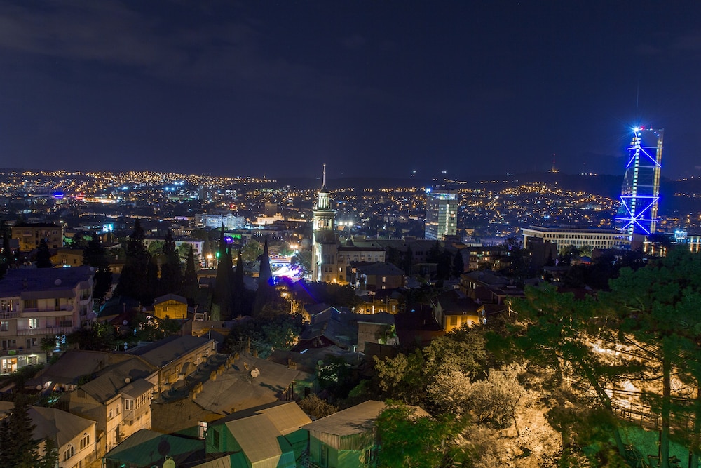Tbilisi View Hotel 60/65