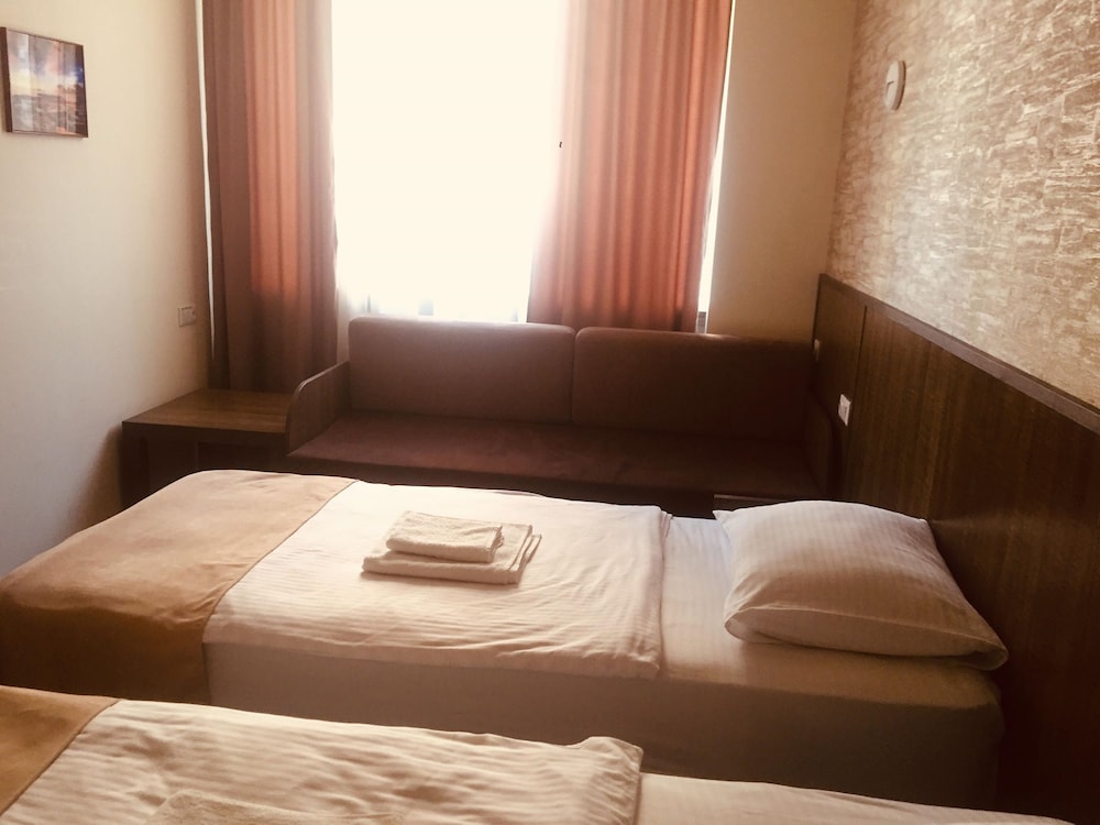 Hobby Hotel 9/34