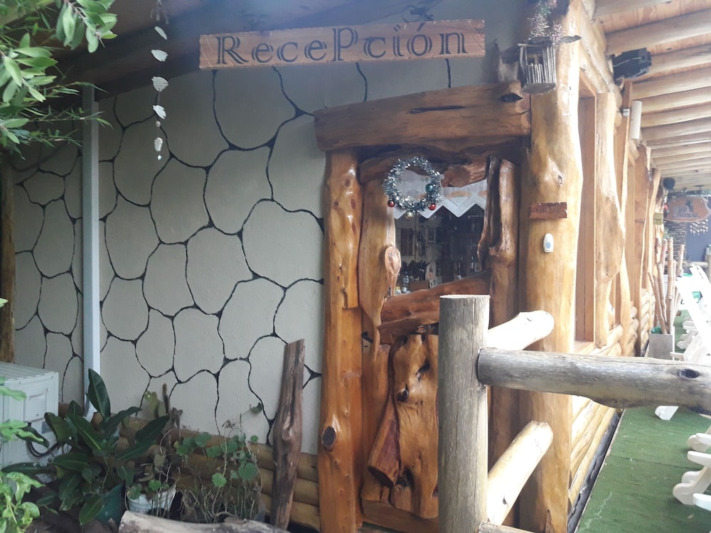 Pualy Resort And Spa 9/72