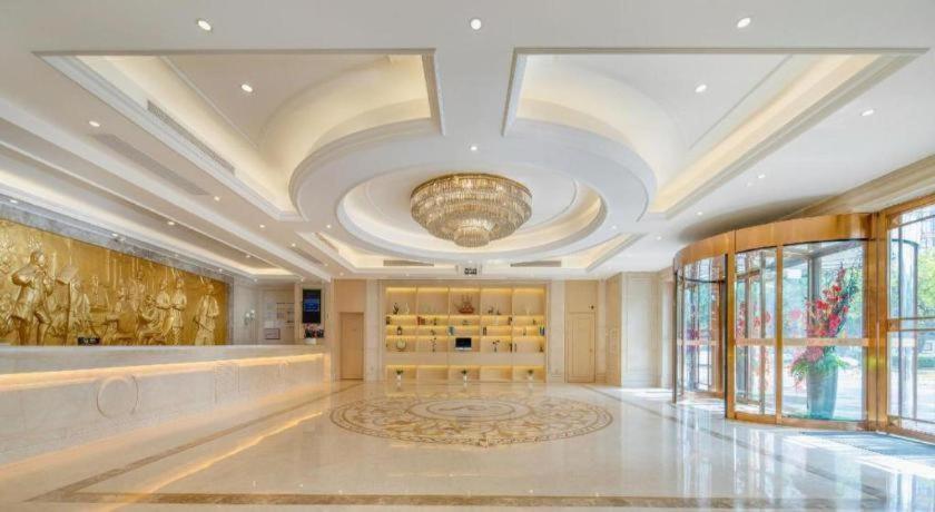 Vienna Hotel (Chengdu Airport Shuangliu Wanda) 14/60