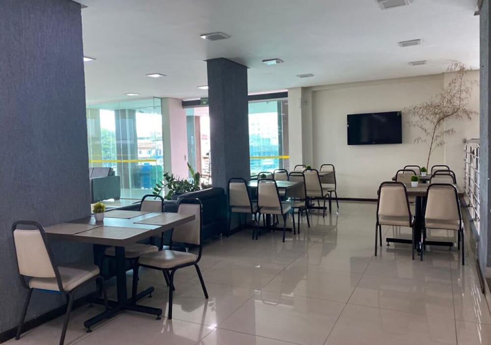 Biss Inn Hotel 45/57