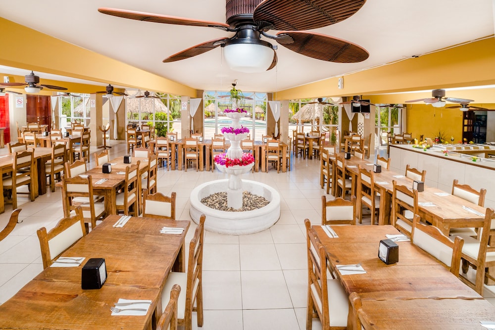 Uxmal Resort Maya 46/61