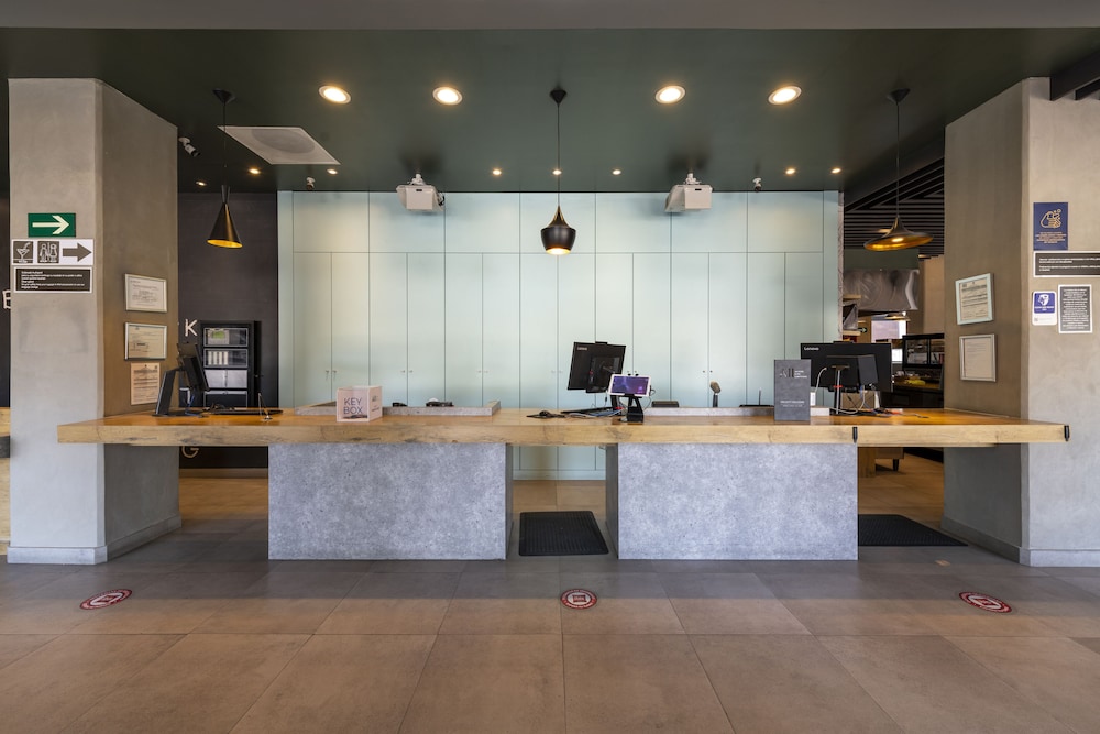 Ibis Queretaro 7/50