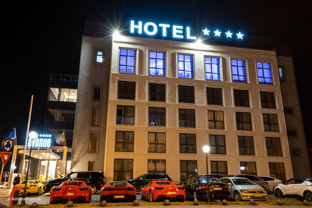 Hotel Avenue 1/64
