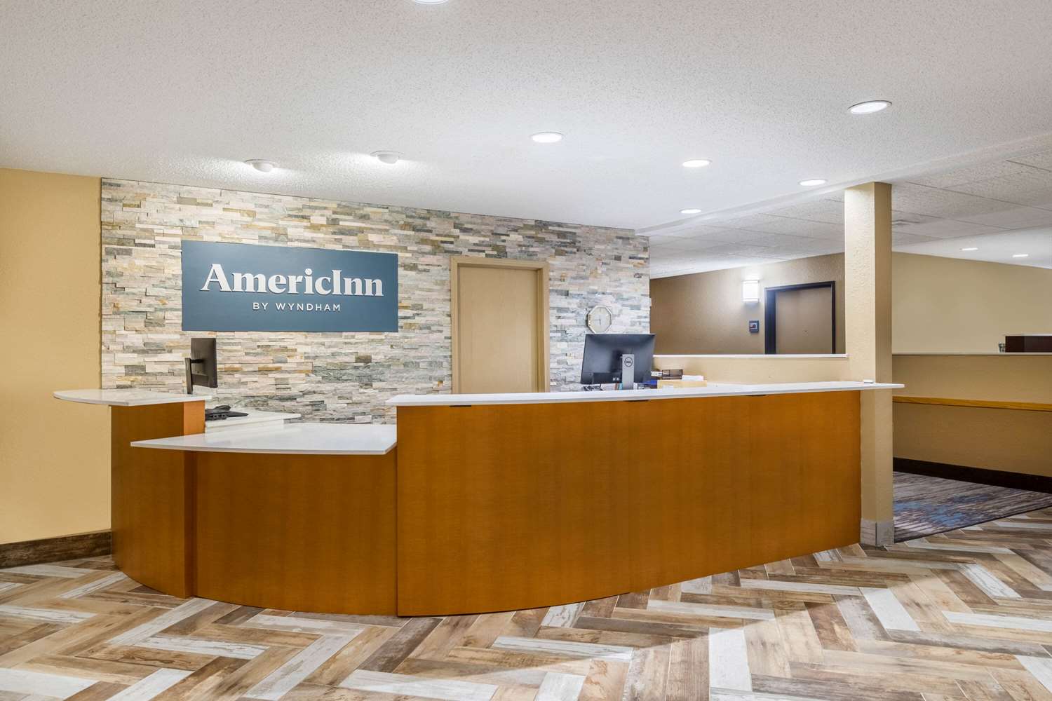 Americinn By Wyndham Prairie Du Chien 9/42