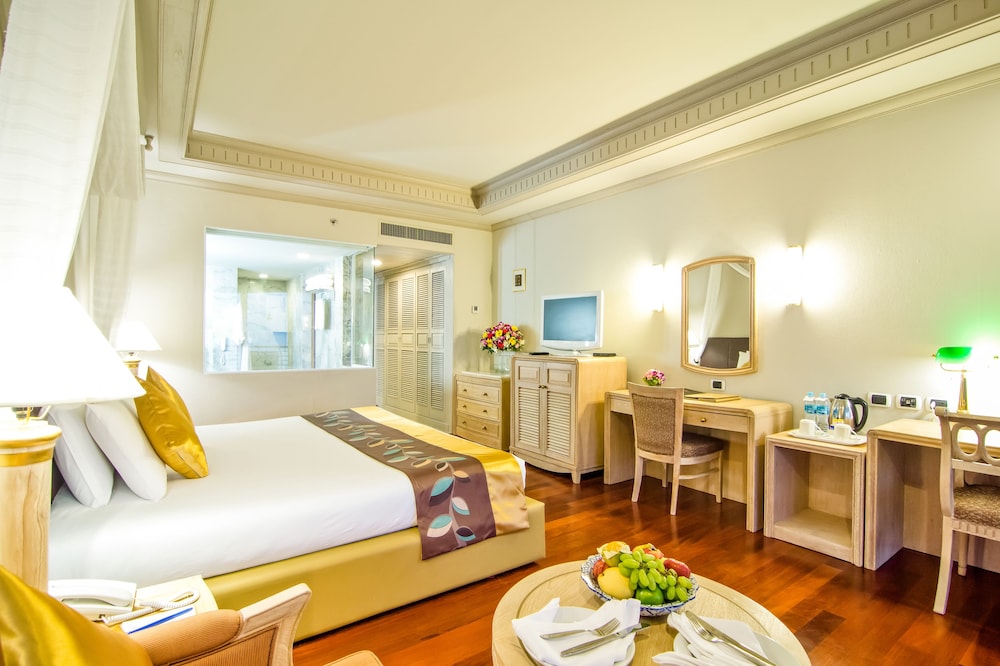 Royal Cliff Grand Hotel 24/65