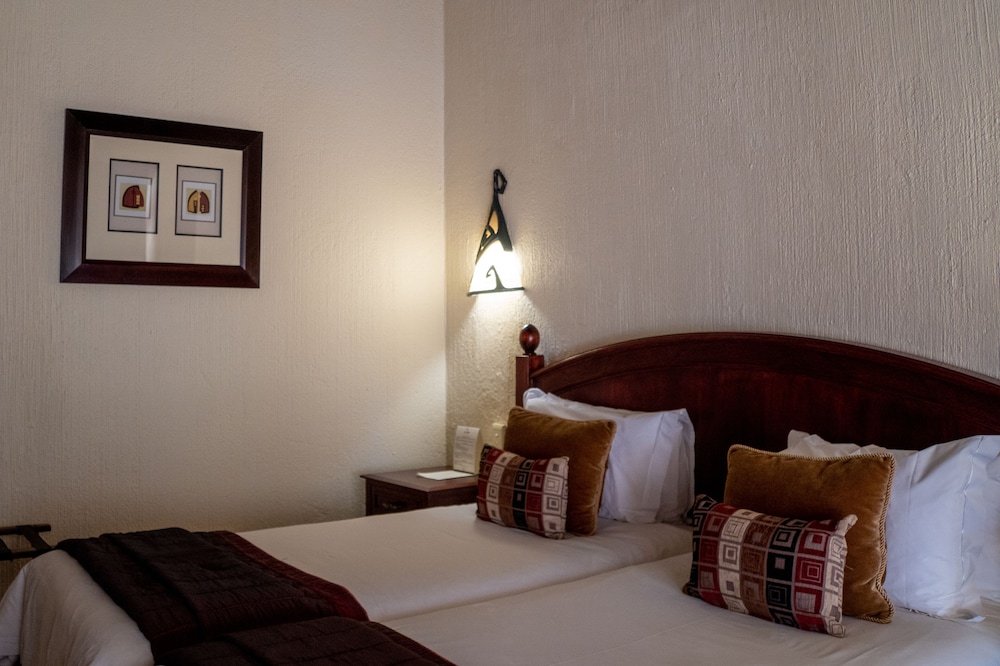 Kwa Maritane Bush Lodge 17/32