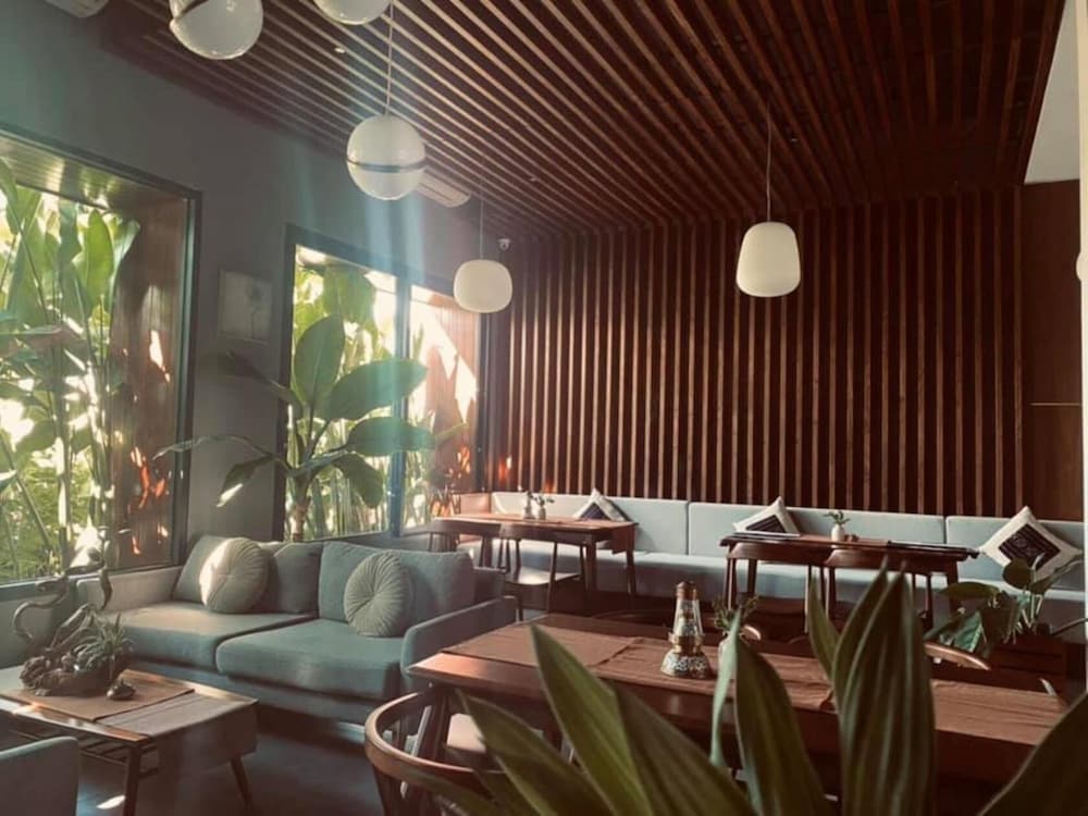 Moon Hotel & Apartment 45/75