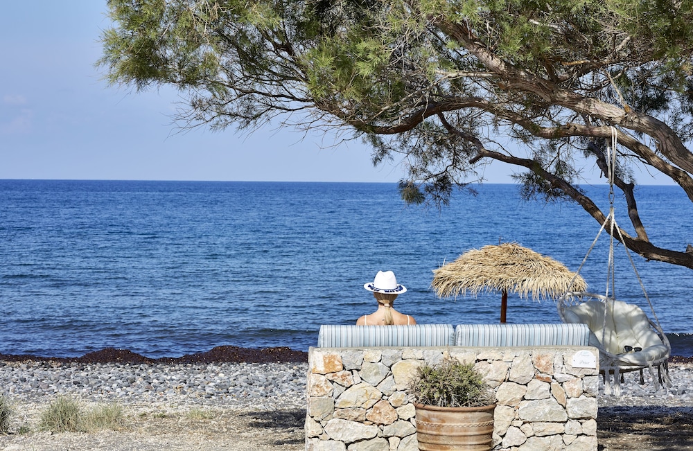 Almyriki Beach Villa 33/43