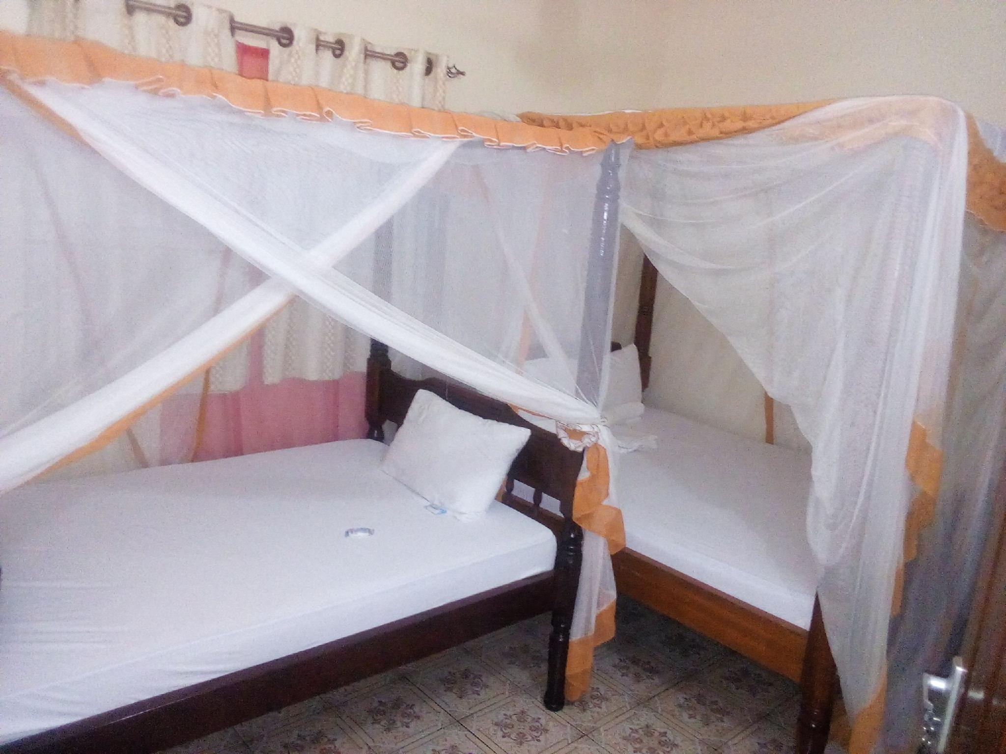 Kinondoni Diamond Hotel 20/20