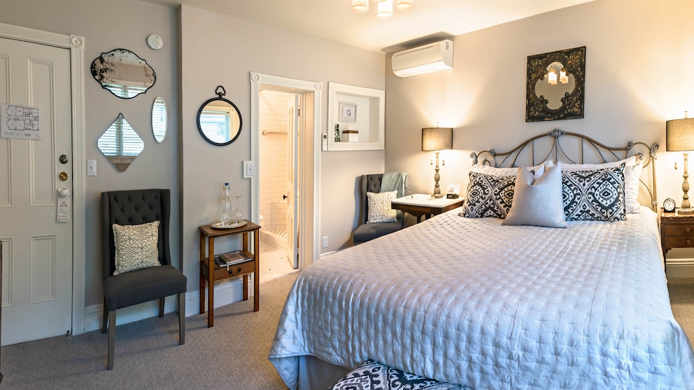 Mccall House Bed And Breakfast 15/50
