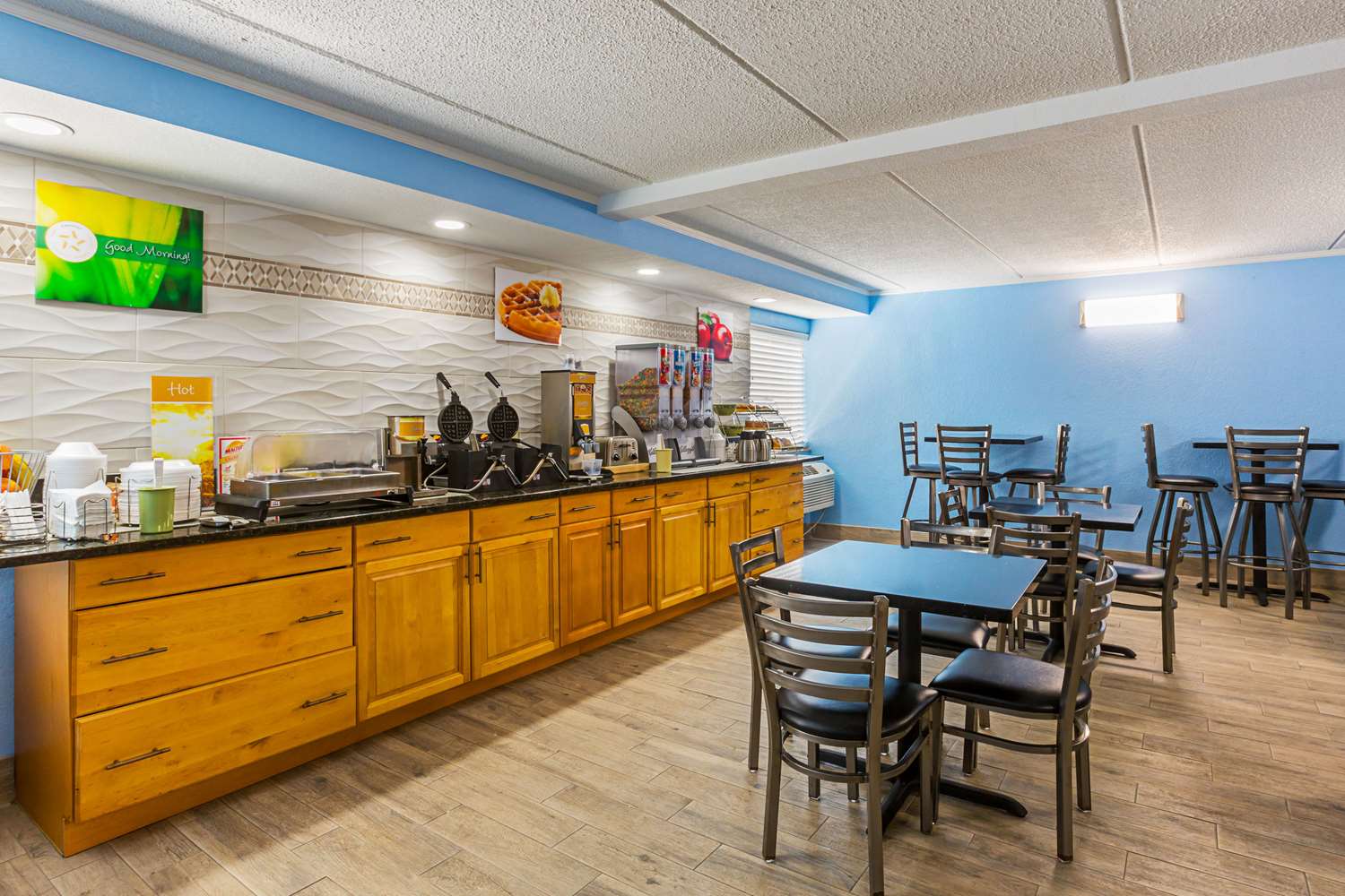 Quality Inn and Suites Near Six Flags East 8/17