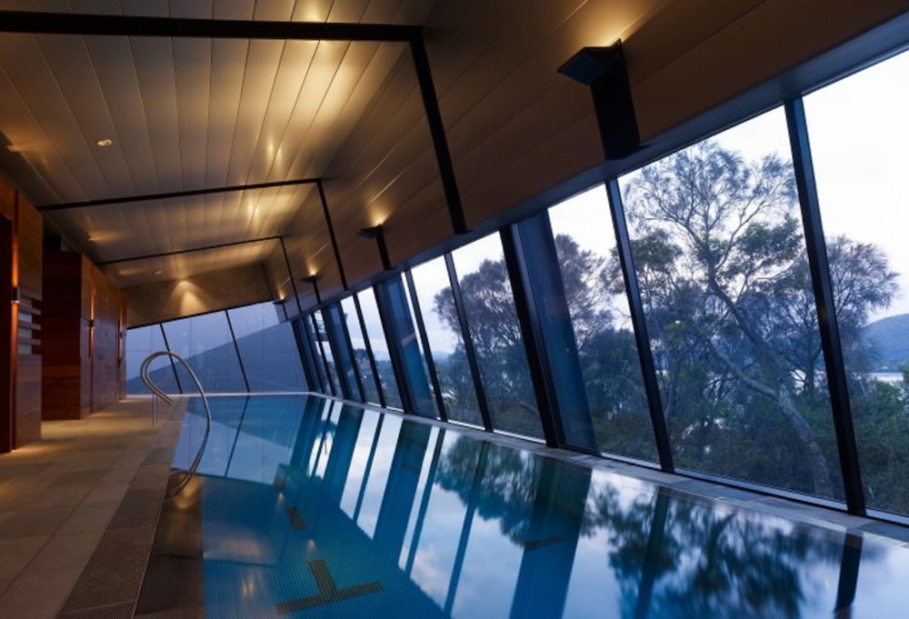 Mona Pavilions 23/50