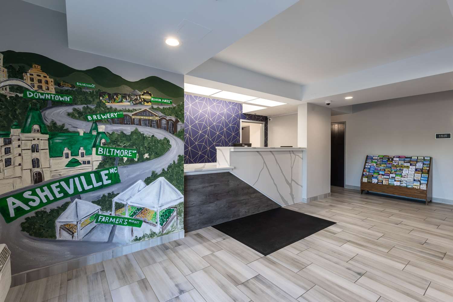 Rodeway Inn & Suites Near Outlet Mall - Asheville 9/30