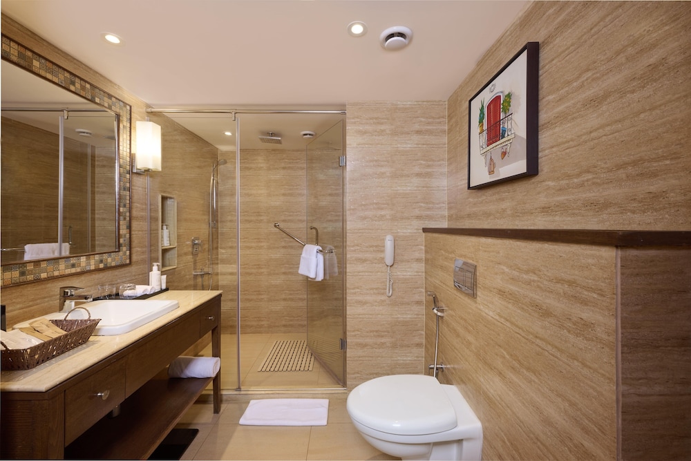 Golden Tulip Vagator Goa 30/31