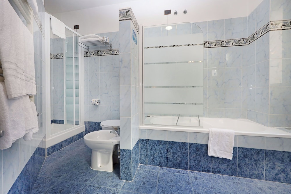 Hotel Rimini 53/56
