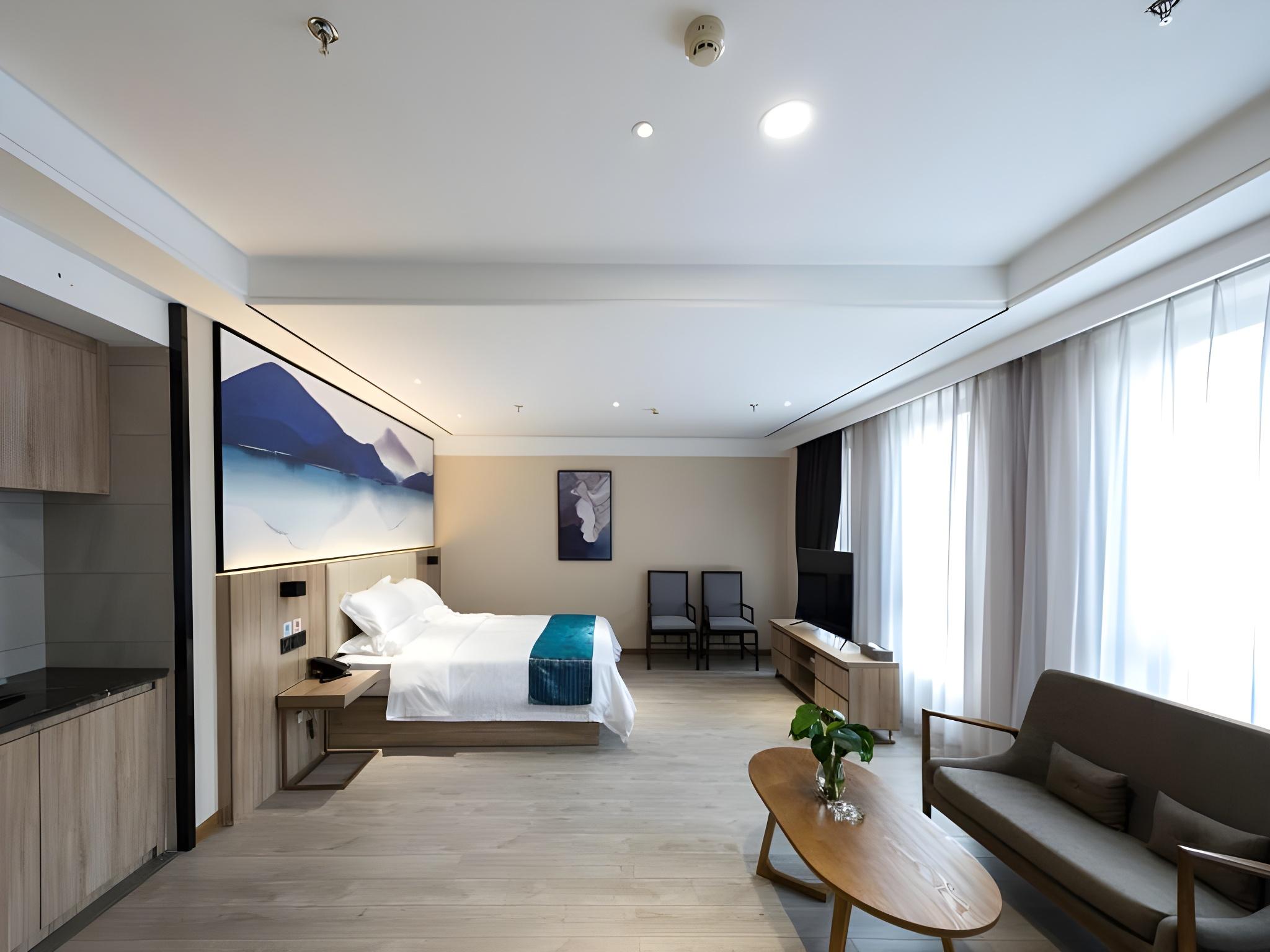 Feature, Yunya, Double Bed