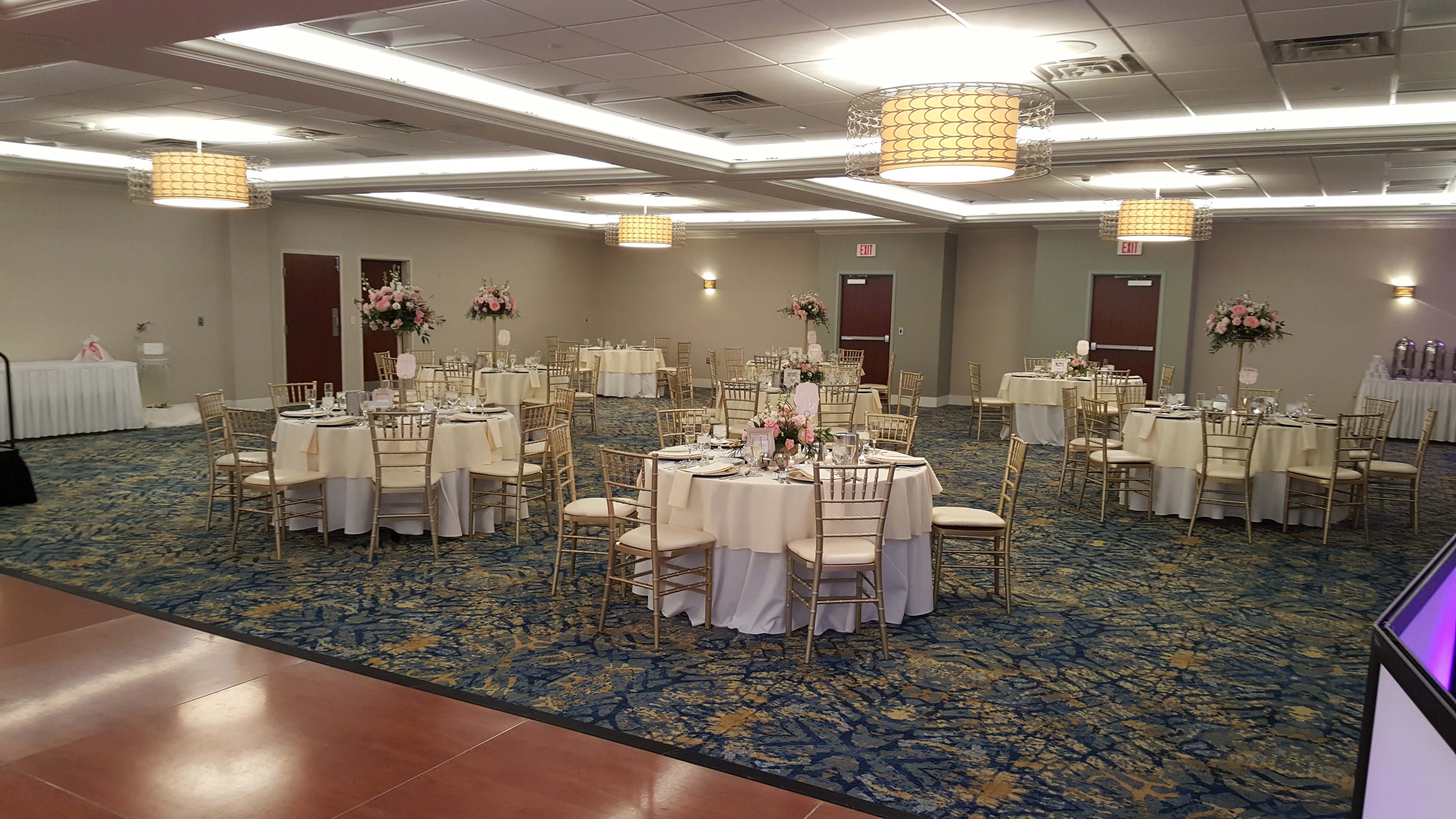 Crowne Plaza Suites Pittsburgh South 59/76