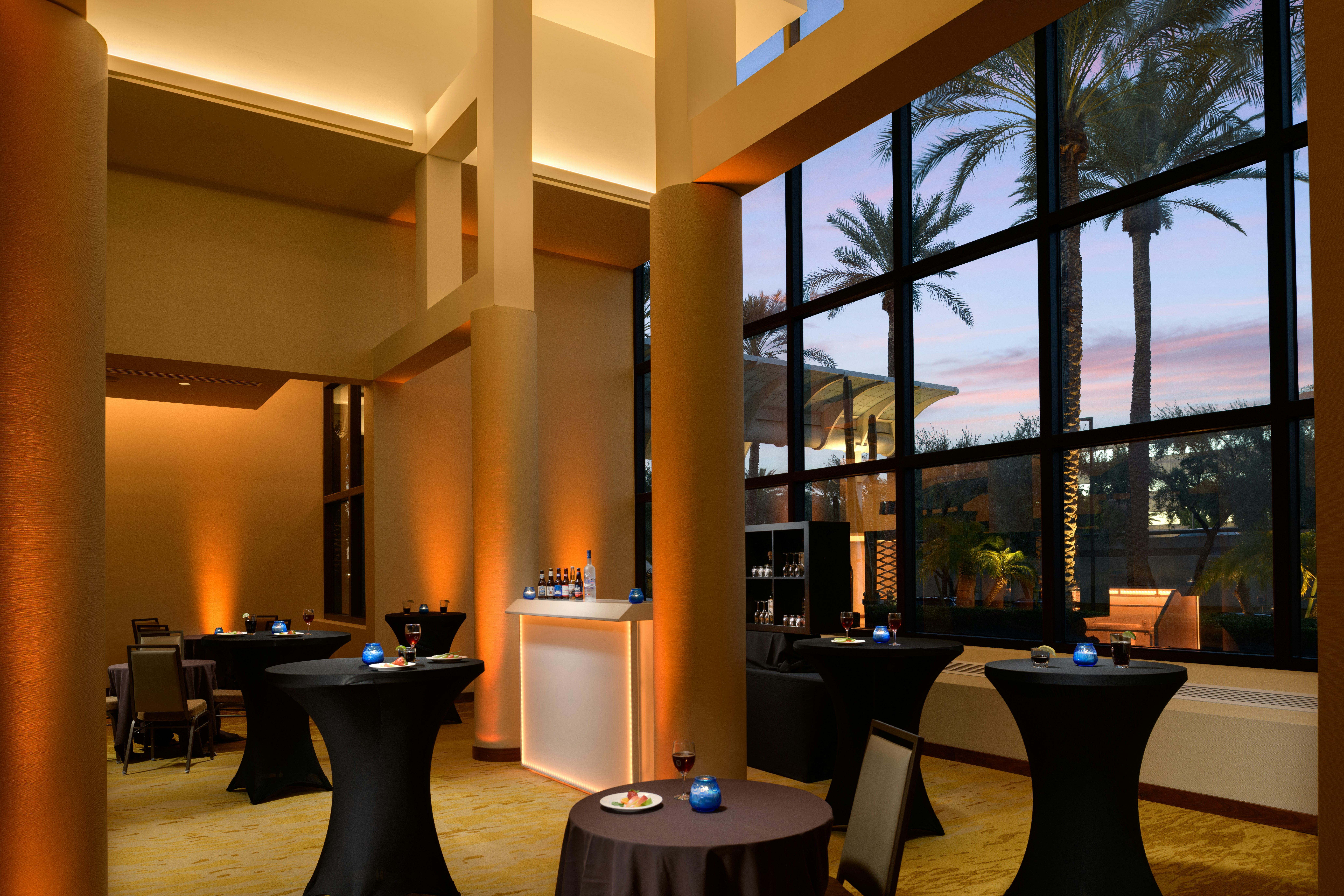 DoubleTree Suites by Hilton Hotel Phoenix 26/38