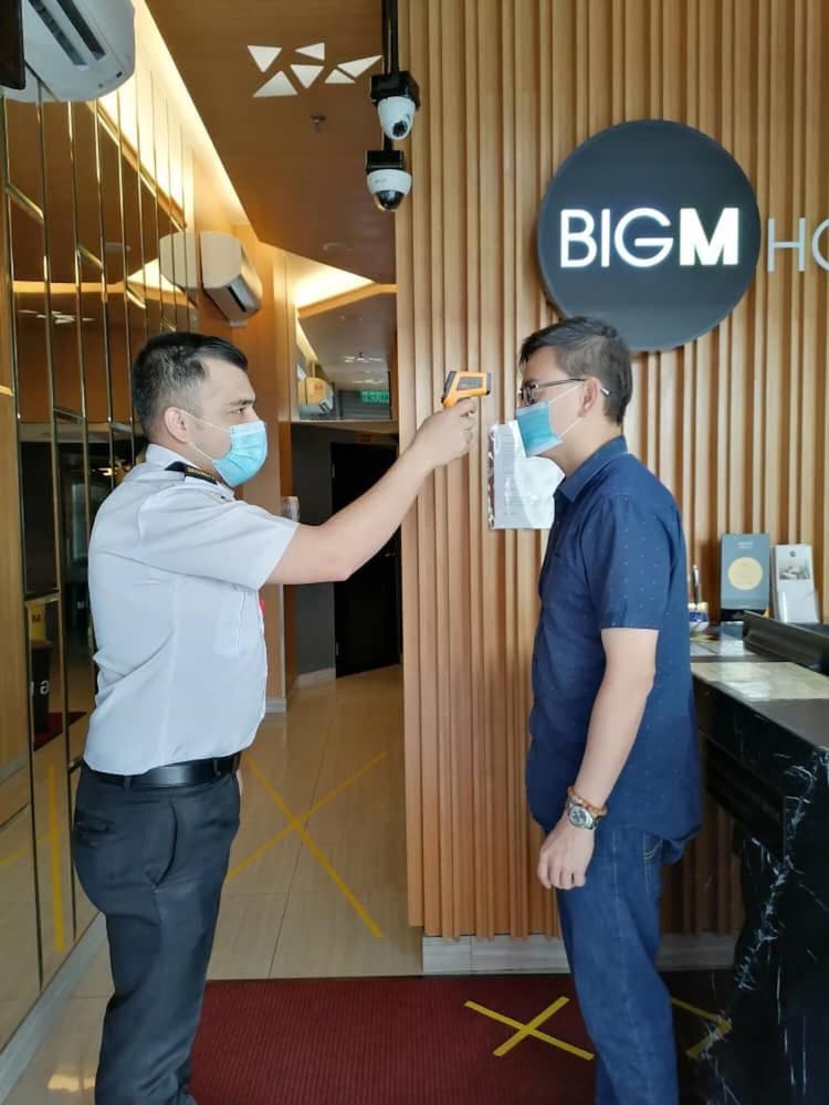 Big M Hotel 11/44