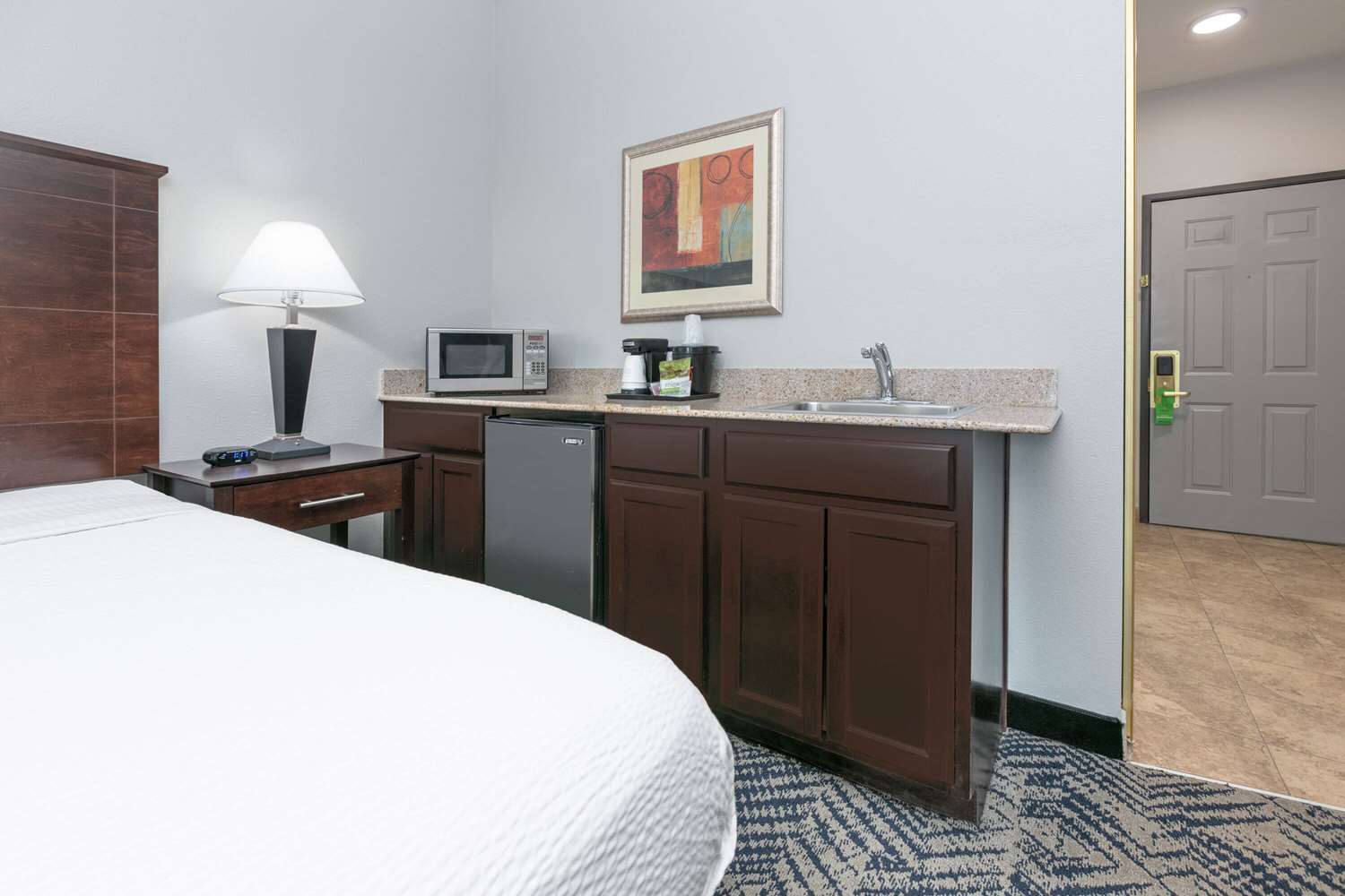 La Quinta Inn & Suites by Wyndham Tulsa Airpt / Expo Square 9/35