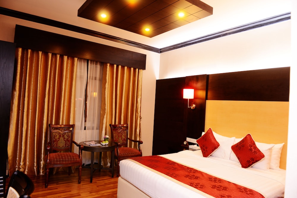 JUFFAIR GATE HOTEL 34/52