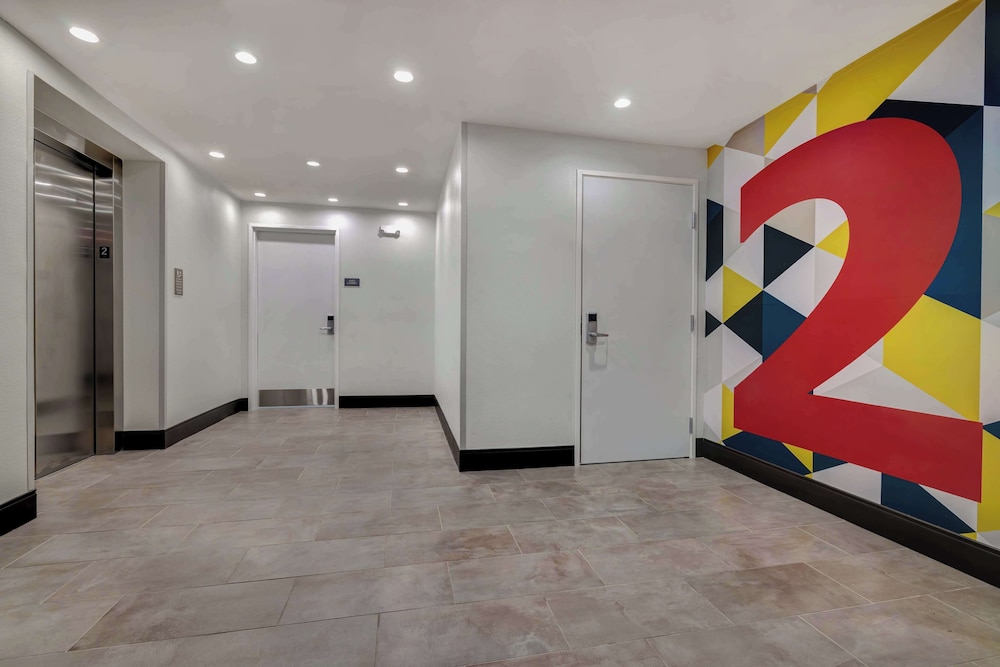 Motel6 Dallas, TX - Methodist Charlton Medical Ctr. 43/50