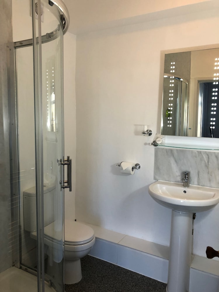 Pickmere Country Guest House 45/50