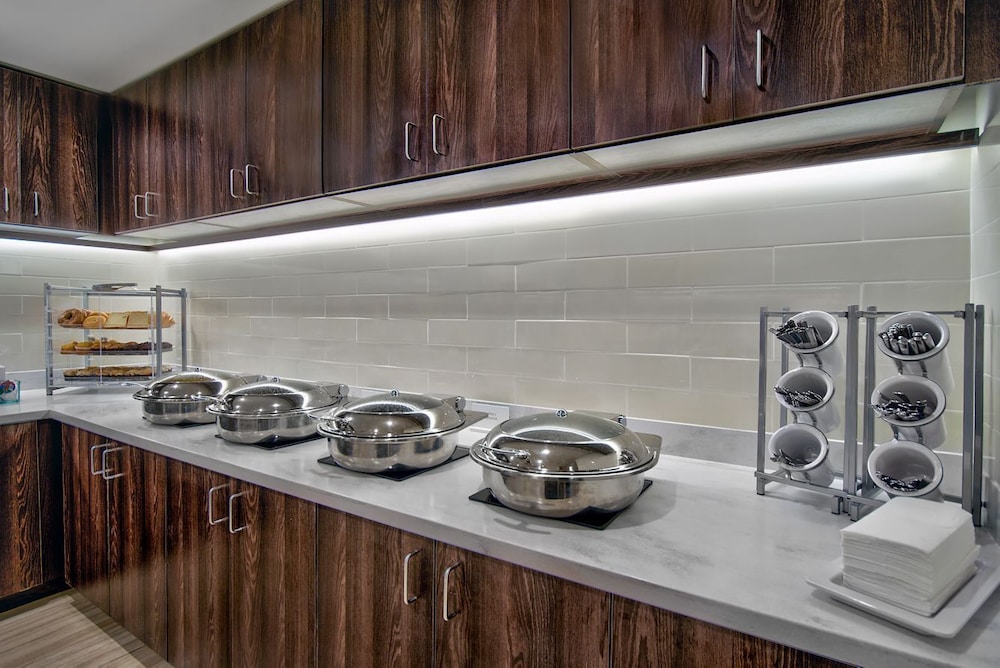 Residence Inn by Marriott Reading 17/39