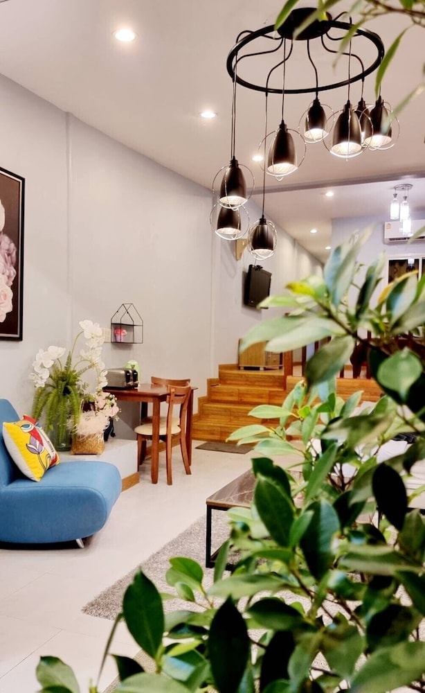 Baan Bua Talay 6/65