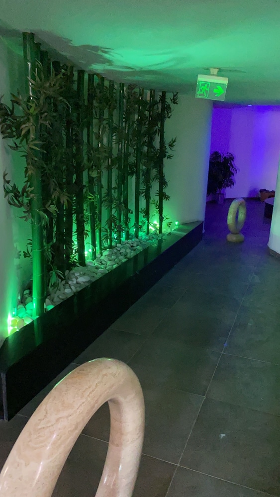 Ofuro World Hotel Spa 50/50