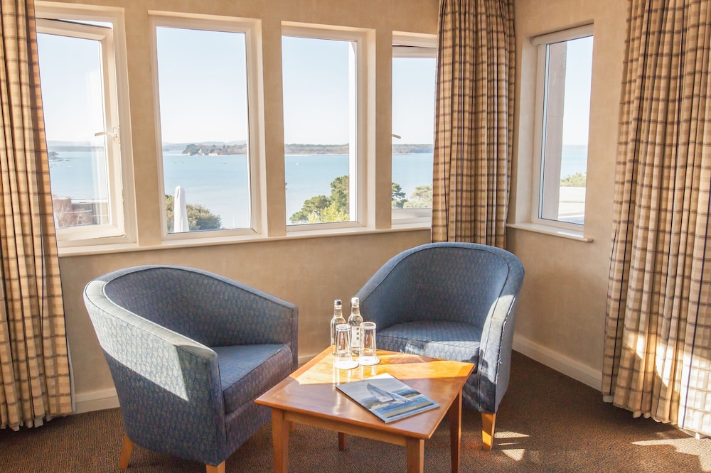 Harbour Heights Hotel 37/50