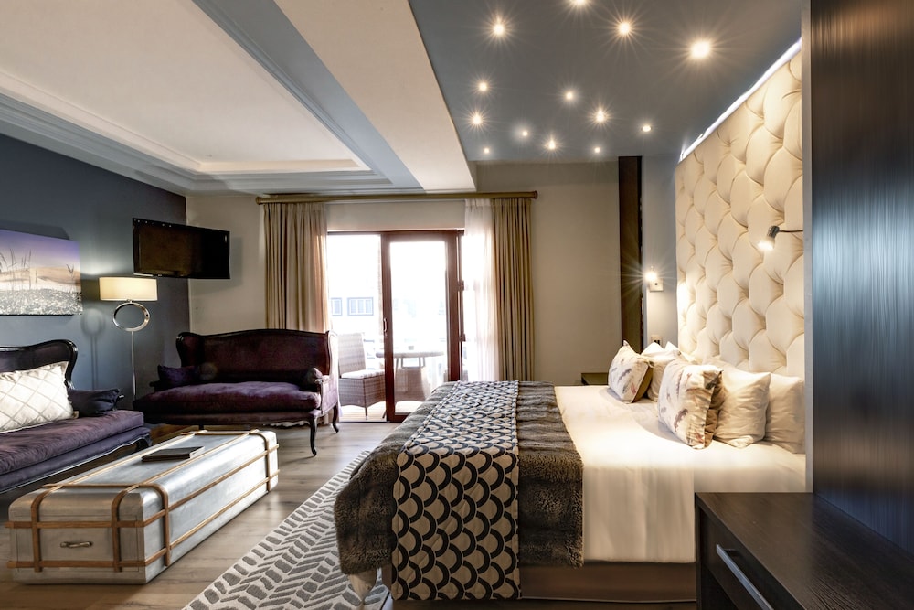 Swakopmund Sands Hotel & Cottage 30/50