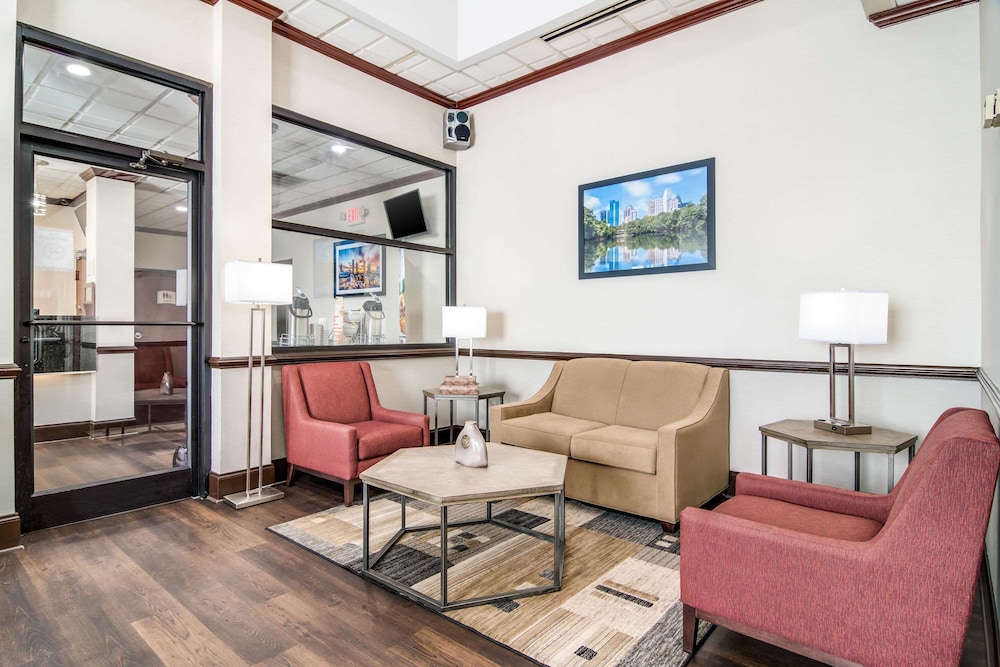 Quality Inn Suwanee I-85 28/39