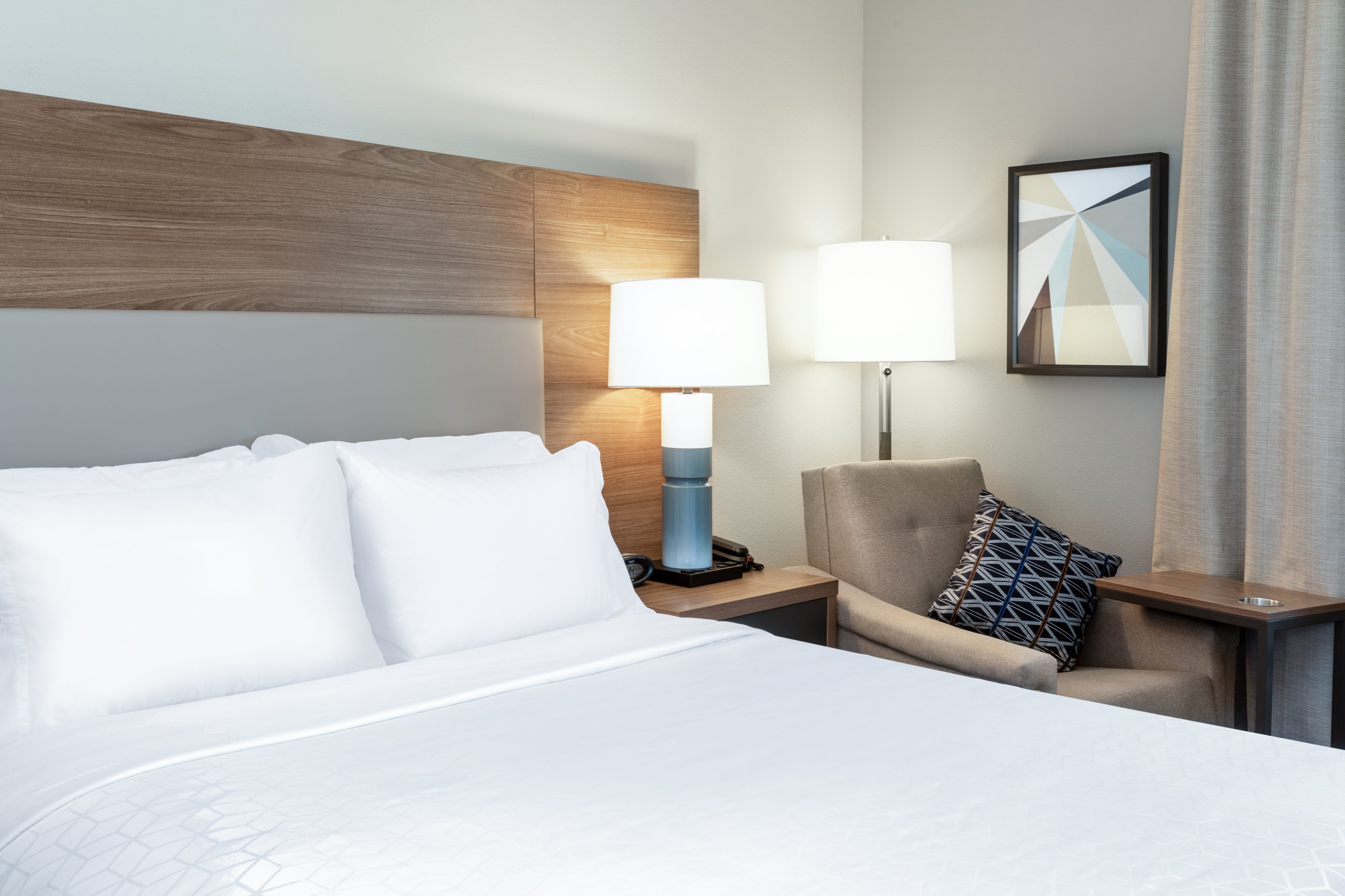 Candlewood Suites Sioux Falls 11/33