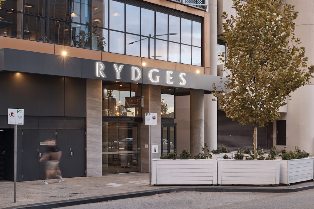 Rydges Perth Kings Square 9/63