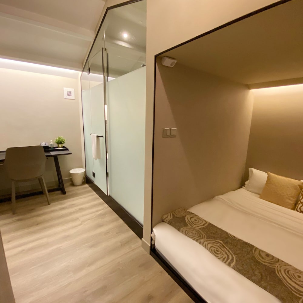 ST Signature Jalan Besar 30/50